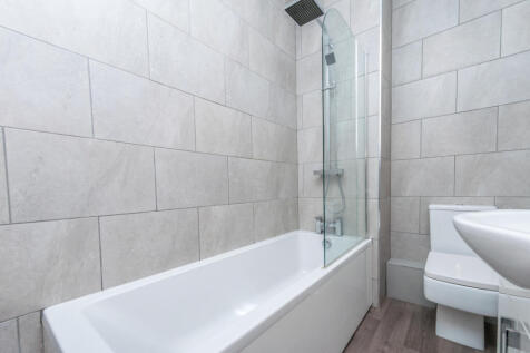 BRUNTCLIFFE LANE MORLEY LEEDS photo 3