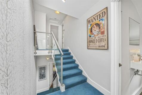 James_Anderson_-_Chelverton_Road__London_SW15_1RW_