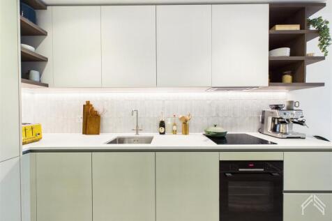 10 Aviator Drive, The Maple | London NW2 photo 4