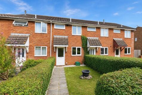 AVAILABLE NOW 2 Bedroom Home