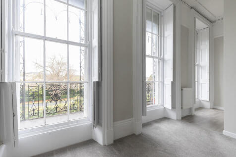 Flat 4, 14 Lansdo...