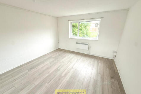 Copenhagen Close Luton LU3 3TG photo 4