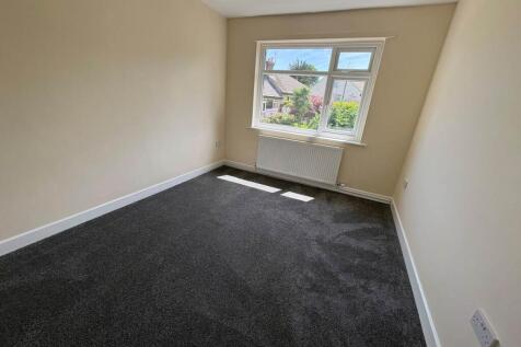 Great Horton Road, Horton Bank Top, Bradford photo 5