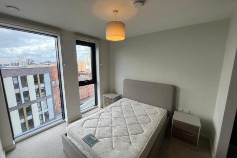 The Trilogy, Ellesmere Street, Manchester photo 4