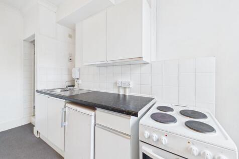 8 Broadwater Road, Worthing, BN14 photo 3