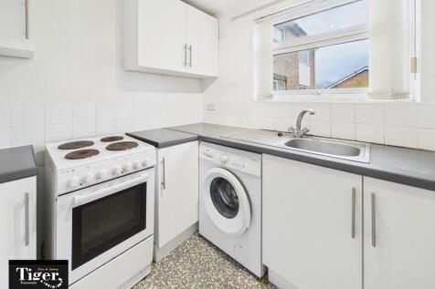 CAM02176G0-PR0770...