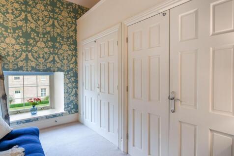 Bedroom 4/ Dressing room