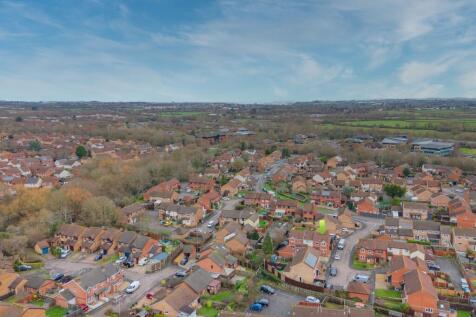 EwemoveTaunton Lynor Close (1111)