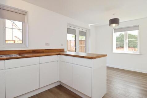 Fairburn Close, Market Harborough, Leicestershire, LE16 9XL photo 4
