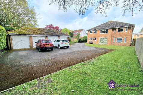 Vicarage Road, Verwood, Dorset, BH31 photo 3
