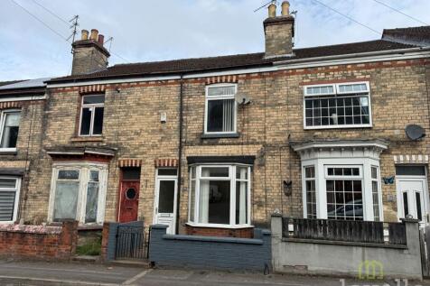 2-bed terraced on St. Johns Terrace, Gainsborough, DN21, £650/mo