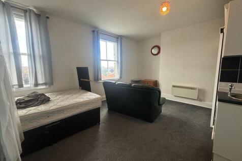 Flat 4, 7 Cromwell Terrace, Scarborough photo 4
