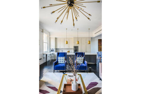 Bedford_Street_20...