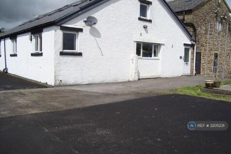 Front Of White Barn Cottage
