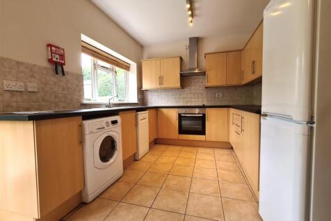 Room 2, 48 Elizabeth Way, Cambridge photo 3