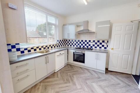 Harrington Drive, Nottingham photo 3