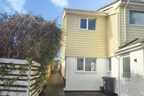 1-bed terraced on Trelan, Camborne, Cornwall, TR14, £900/mo