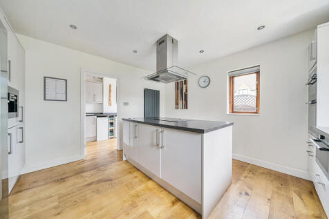 13131787685950deb1a03