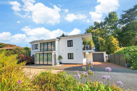 Front &amp; Driveway***