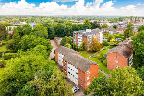 12 Shelley Court-18.jpg