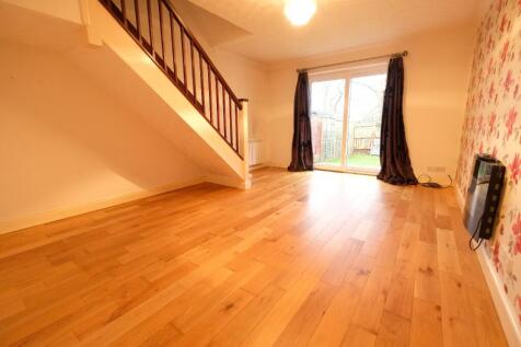 SITTING/DINING ROOM