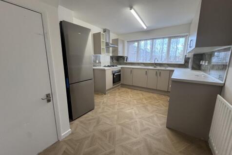 Westerdale, Luton photo 3