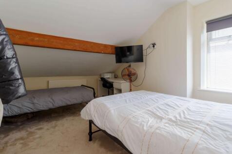 Bedroom 3 (Double)