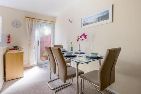 Waldren Close, Poole photo 5