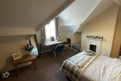Brudenell Road, Hyde Park, Leeds photo 5