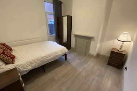 larch-road-nw2-6sg-1051395