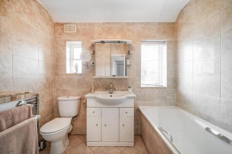 Davidson Frost-Wellings, DFW, Clarendon Gardens, B