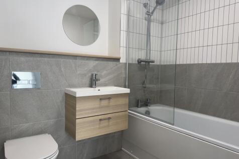b28 bath