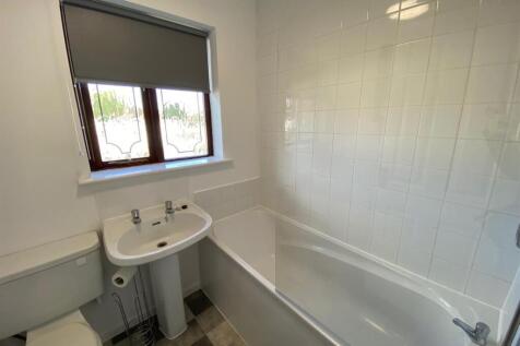 Globe Avenue, Stafford, ST17 9GF photo 5