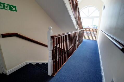 communal staircas...