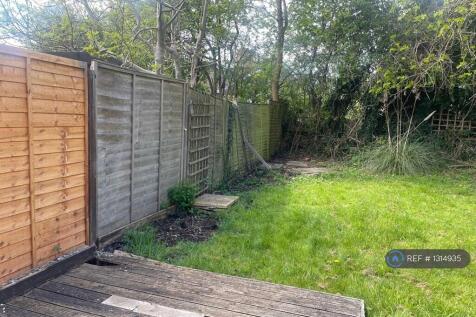 Cressey Avenue, Milton Keynes, MK5 photo 3