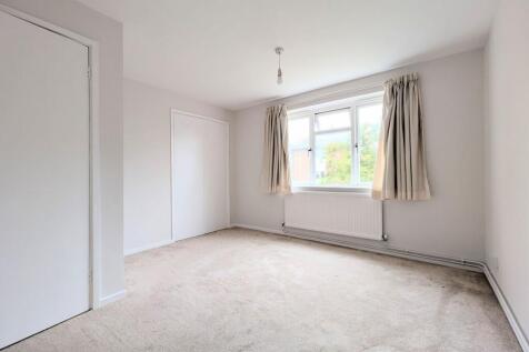 Swann Way, Broadbridge Heath, RH12 photo 4