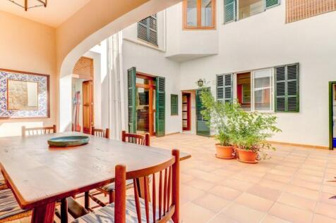 Patio 1 - 3
