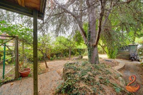 7 Lichfield Ave (17).jpg