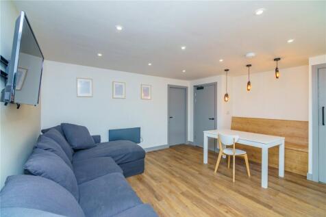 24 Malvern Road, Newsome, Huddersfield, HD4 photo 4
