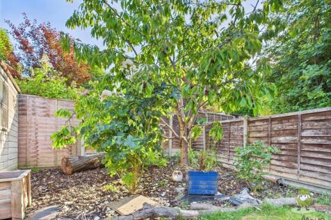 CAM01543G0-PR0135-STILL052