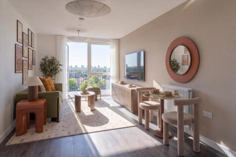 Hayes Village - Studio lounge