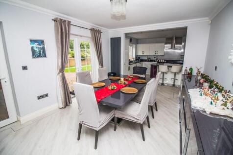 Dining room Picture 2