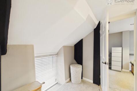 CAM03640G0-PR0087-STILL016