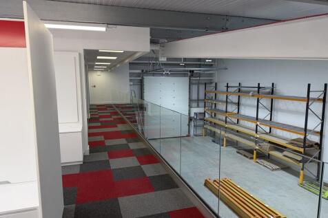 Trade Counter to rent Image 6