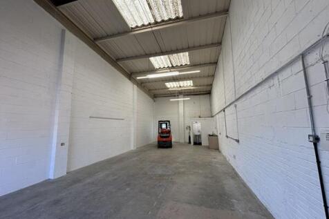 Light Industrial to rent Image 3