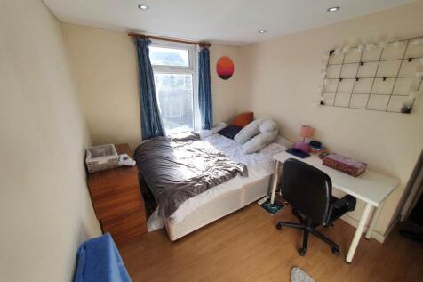 First floor front be