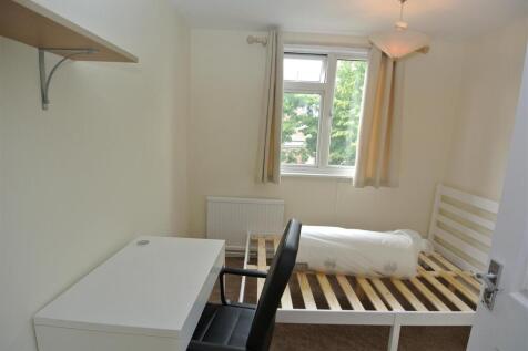 Bedroom FF Front smaller.JPG