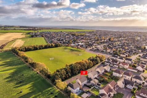31 Dobson Drive Carnoustie-32.jpg