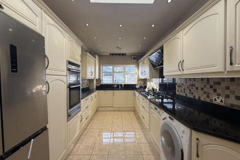 Grosvenor Road, Southall photo 5