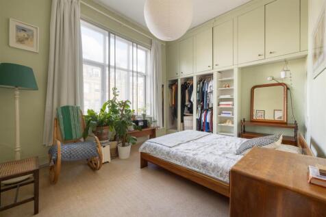 Lower Clapton Road, E5